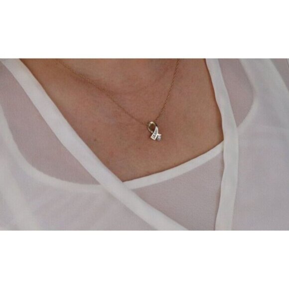 10k Yellow Gold Diamond Ribbon Necklace 18" Chain - Picture 2 of 7